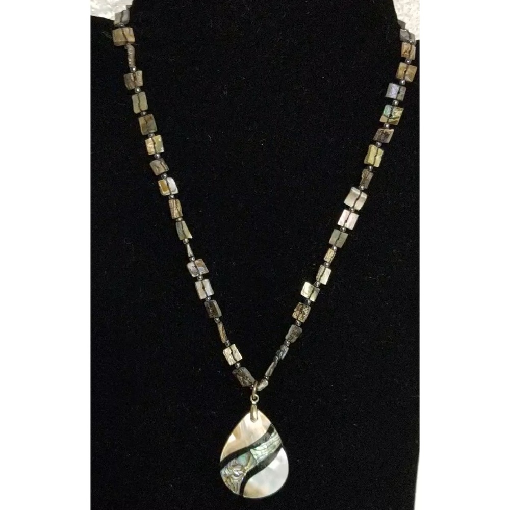 ❤Handmade Maui Necklace.